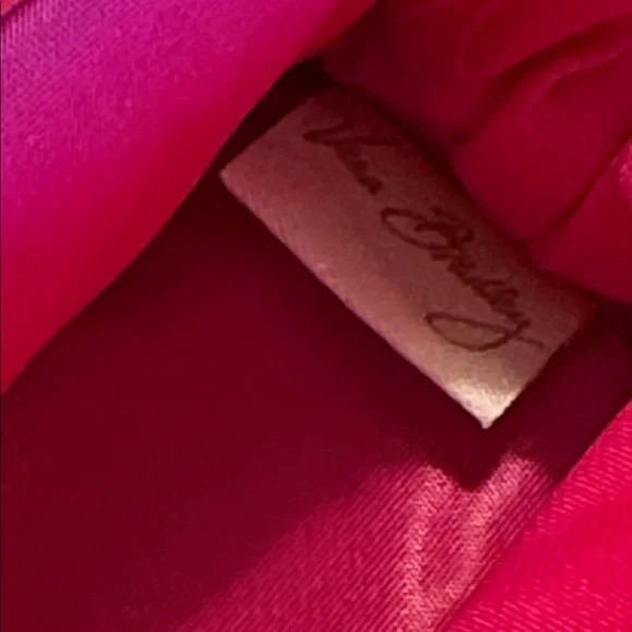 VERA BRADLEY - Picture 8 of 9